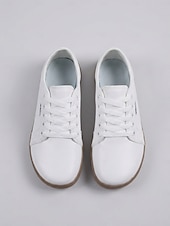 billige Sneakers til kvinner-damerosa sneakers med bred passform og snøring, lette, uformelle tursko i kunstskinn for reiser og trening &amp;hverdagskomfort