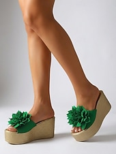 voordelige Sleehaksandalen-Groene sleehak sandalen voor dames – stijlvolle, met bloemen versierde slippers met een sleehak van espadrille-imitatie, perfect voor casual uitjes, zomervakanties en strandfeestjes.