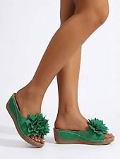 economico Infradito scivolosi-sandali da donna con zeppa verde e dettagli floreali – comode scarpe estive aperte per l'uso casual, quotidiano e in giardino