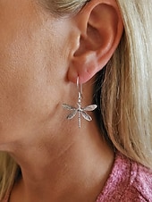 economico Orecchino da donna-Orecchini pendenti da donna in lega a forma di libellula, stile bohémien, gioielli leggeri ispirati alla natura, perfetti per l'uso quotidiano, i viaggi e le vacanze estive.