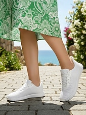 voordelige Vrouwen-Women's White Wide Fit Breathable Mesh Sneakers - Lightweight Mesh Walking Shoes for Resort Streets, Vacation Travel &amp; Everyday Casual Comfort
