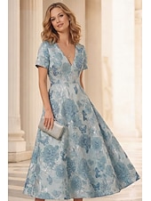economico Abiti da cocktail-Linea ad A Lunghezza alla caviglia Lunghezza Tè Abito Formale Abiti da Cocktail Elegante Manica Corta Scollo a V Matrimonio Formale Jacquard con Pieghe