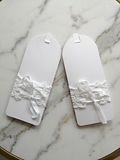 baratos Casamento ACC-Luvas femininas de renda até o pulso, confeccionadas em poliéster, um elegante acessório para noivas, ideal para casamentos, festas e ocasiões especiais.