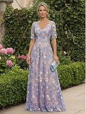economico Lunghezza del pavimento-Linea ad A Lunghezza al pavimento Abito da cerimonia per signora Manica Corta Mezza Manica Scollo a V Elegante Vintage Abbellito Formale Ospite di nozze Ricevimento di matrimonio Pizzo Tulle con