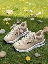 abordables Zapatillas de mujer-Zapatillas beige con cortes para mujer: zapatos informales transpirables con cordones para uso diario, para caminar y viajar.