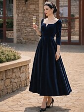 abordables Longueur de cheville-Ligne A Longueur cheville Robe de Soirée Robe de Cocktail Robe d'invité de mariage Robe de Mère de Mariée  manche longue Col en V Élégant robe demoiselle d honneur Fête de mariage Velours avec Plis