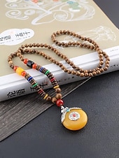 abordables Accesorios de vacaciones-Collar bohemio para hombre, cuentas y piedras de madera de múltiples materiales, varios estilos, joyería tribal hecha a mano, perfecto para uso diario informal y viajes de vacaciones.