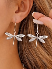 economico Orecchino da donna-Orecchini pendenti da donna in lega a forma di libellula, stile bohémien, gioielli leggeri ispirati alla natura, perfetti per l'uso quotidiano, i viaggi e le vacanze estive.