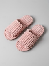 Недорогие Женские тапочки и шлепанцы-Женские темно-красные летние плюшевые домашние тапочки с открытым носком – мягкие, дышащие, с плетеной амортизирующей стелькой для дома, спальни и повседневного комфорта.