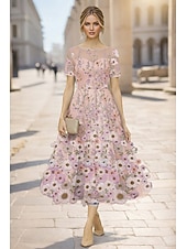 Недорогие Коктейльные платья-А-силуэт До щиколотки Ниже колена коктейльные платья Элегантный стиль С цветами С короткими рукавами Вырез лодочкой Свадьба Официальные Кружева с Вышивка Аппликации