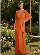 voordelige Vloerlengte-Strak kolom Tot de grond Bruiloft gast jurk Formele jurk Avondjurk Moeder van de bruid jurk Mouwloos V-hals Elegant Formeel Chiffon met Kant Plooien