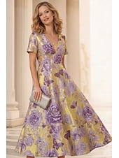 economico Abiti da cocktail-Linea ad A Lunghezza alla caviglia Lunghezza Tè Abito Formale Abiti da Cocktail Elegante Manica Corta Scollo a V Matrimonio Formale Jacquard con Pieghe