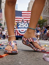  dame rødblå USA 250-årsjubileumsflaggtrykk kileformede flip-flop-sandaler, patriotiske komfortable sommerslippers til uavhengighetsdagen og høytidsfester &fritidsklær