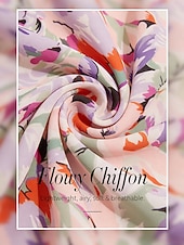  Růžová halenka s vrstvami a splývavým šifonem a jarními květy