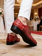 abordables Chaussures Derby-Chaussures à lacets pour homme en similicuir rouge imprimé crocodile, un design tendance pour les occasions spéciales et les mariages.