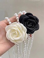 abordables Boda ACC-Collar de cadena para la cintura con perlas de imitación de camelia para mujer en blanco y negro, joyería elegante y versátil para bodas, fiestas nocturnas, para ir al trabajo y ocasiones formales.