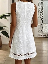  Dam Kort miniklänning Boho-klänning Spetsklänning Solklänning Vit klänning Elegant Mode Dagligen Strand Normal Blommig Ärmlös Rund hals Vit Sommar Vår