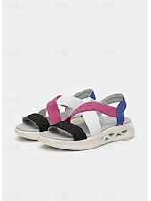 billiga Platta sandaler-flerfärgade damsandaler i vardagsstil – livfulla remmar och lätt design, perfekta för aktiva och moderiktiga utomhusaktiviteter