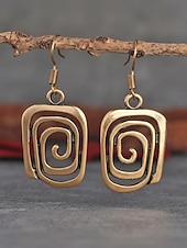 voordelige Damesoorbellen-Damesoorbellen in bohemian stijl met geometrische spiraalvormige hangers van legering, goud- en zilverkleurige statement oorbellen voor strandvakanties, casual zomeroutfits en dagelijks gebruik.