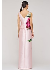 billige A-Line Evening Dresses-A-Line Sheath Column Floor Length Evening Gown Ball Gown Elegant Vintage Floral Sleeveless Boat Neck Garden Party Wedding Satin Cowl Back with Floral Print Slit