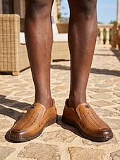 economico Uomini-mocassini casual da uomo marroni traforati, traspiranti, leggeri e comodi, ideali per passeggiate all'aperto, vacanze, viaggi, tempo libero quotidiano e uno stile casual elegante e rilassato.