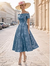 billige Te Lengde-A-linje Te-lengde Gjestekjole til bryllup Formell kjole Derbykjole Kjole til brudens mor Kortermet Løse skuldre Elegant Pastell Formell Jacquard med Plissert