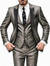 preiswerte Dinnerparty-Dreiteiliger Herren-Smoking in Burgunderrot, Slim Fit – ideal für Hochzeiten, Abschlussbälle und Dinnerpartys. Bestehend aus einem einreihigen Blazer mit Schalkragen, Weste und Hose. Erhältlich in Schwarz, Blau und Grün.