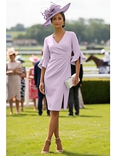 preiswerte Teelänge-Kleid Knielang Derby-Kleid Brautmutterkleid Halbarm V Ausschnitt Elegant Kentucky Derby Stretchstoff mit Falten Gerafft Drapierung