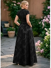 ieftine Rochii de seară în linie A-Linia -A Lungime Podea Rochie florala Rochii de seara Elegant Epocă Floral Manșon scurt În V Petrecere în grădină Nuntă Buzunar Satin Jaquard cu Franjuri Rochie cu fanta