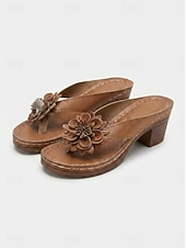 abordables Sandalias deslizantes-Sandalias blancas con tiras florales para mujer: tacón bajo de bloque suave y acolchado, estilo elegante de verano para damas, perfectas para vacaciones, eventos en el jardín, paseos y uso diario.