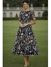 billige Ankellengde-A-linje Kjoler Te-lengde Cocktail Kjole Gjestekjole til bryllup Kjole til brudens mor Halvlange ermer Crew-hals Elegant Fritid Formell Bryllupsgjest Kentucky Derby Chiffon Tyll med Blomstertrykk