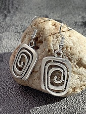 voordelige Damesoorbellen-Damesoorbellen in bohemian stijl met geometrische spiraalvormige hangers van legering, goud- en zilverkleurige statement oorbellen voor strandvakanties, casual zomeroutfits en dagelijks gebruik.