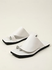 voordelige Heren-Witte herensandalen met gekruiste bandjes, lichtgewicht, open teen, comfortabele instapschoenen voor de zomer, casual minimalistische schoenen, perfect voor eiland- en cruisevakanties, strandvakanties en wandelingen in resorts.