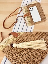 Недорогие Дорожные сумки для отдыха-Женская богемная соломенная сумка с кисточкой, регулируемым плечевым ремнем, два цвета (белый и хаки), легкая плетеная пляжная сумка, идеально подходит для отдыха, повседневной носки и летних прогулок.