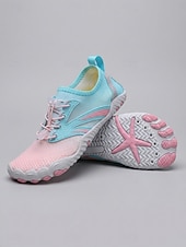 abordables Mujeres-Zapatillas acuáticas descalzas rosas y azules para mujer, calcetines acuáticos antideslizantes de secado rápido, calzado ligero y transpirable para la playa, natación, snorkel, buceo y surf. &amp;