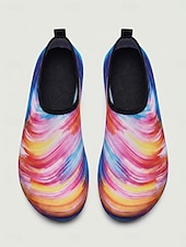 economico Donne-Scarpe da acqua da donna con stampa colorata, calzini acquatici antiscivolo ad asciugatura rapida, calzature leggere e traspiranti per spiaggia, nuoto, snorkeling e immersioni. &amp;surf