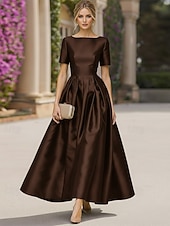  Corte A Vestido Midi Vestidos de coctel Elegante Manga Corta Escote Barco Fiesta de jardin Boda Tafetán Satén elástico con Plisado