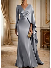 economico Abiti da sera a tubino-Tubino Colonna Strascico a Terra Abito da Sera Abito formale Elegante Stile Celebrità Setoso Senza Maniche Scollo a V Matrimonio Formale Mantelle Raso con Pieghe Arricciato Volant