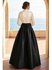 economico Abiti da Sera a Linea A-Linea ad A Lunghezza al pavimento Abito da Sera Da principessa Abito formale Elegante Festa Monocolore Manica Lunga Scollo a V Matrimonio Cravatta nera Invitato a matrimonio autunnale Raso Tessuto