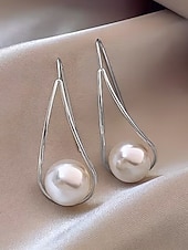 abordables Pendiente de mujer-Pendientes de mujer de aleación con forma de gota de agua y perlas de imitación, diseño elegante y minimalista para uso diario, negocios, vacaciones y ocasiones semiformales.