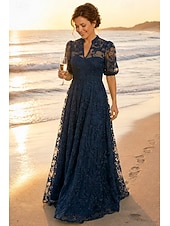 preiswerte Bodenlänge-A-Linie Kleid Bodenlang Spitzenkleid Brautmutterkleid Kurzarm V Ausschnitt Hoher Ausschnitt Elegant Vintage luxuriös Formell Hochzeitsgast Semi-Formal Spitze mit Stickerei Applikationen