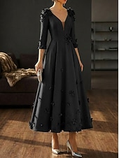 economico Abiti da cocktail-Linea ad A Lunghezza alla caviglia Lunghezza Tè Abito Formale Abiti da Cocktail Elegante Manica 3/4 Scollo a V Matrimonio Formale Raso con Fiori 3D