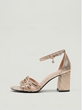 baratos Sandálias de salto-Women's Metallic Champagne Gold Braided Block Heel Sandals with Rhinestone Charm - Shimmering Footwear for Cocktail Parties