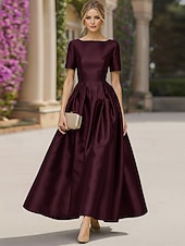  Corte A Vestido Midi Vestidos de coctel Elegante Manga Corta Escote Barco Fiesta de jardin Boda Tafetán Satén elástico con Plisado