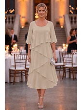 economico Lunghezza del tè-abito a tubino a colonna lunghezza tè abito da festa abito da cocktail abito da invitata a nozze abito da madre della sposa mezza manica scollo a U elegante formale chiffon con volant