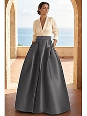 economico Abiti da Sera a Linea A-Linea ad A Lunghezza al pavimento Abito da Sera Da principessa Abito formale Elegante Festa Monocolore Manica Lunga Scollo a V Matrimonio Cravatta nera Invitato a matrimonio autunnale Raso Tessuto