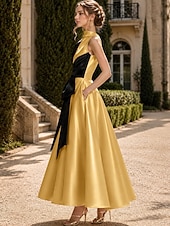baratos Vestidos de Cocktail-Linha A Longuette Vestidos de cocktail Vestidos de festa Elegante Sedoso Sem Manga Gola Redonda Casamento Formal Bolsos Cetim com Laço(s) Miçangas