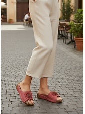 お買い得  Chinelos de slide-Women's Wedge Sandals with Floral Embellishments and Perforated Design – Comfortable and Stylish Summer Shoes for Casual Wear and Outdoor Events