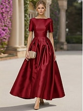  Corte A Vestido Midi Vestidos de coctel Elegante Manga Corta Escote Barco Fiesta de jardin Boda Tafetán Satén elástico con Plisado