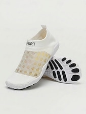 voordelige Vrouwen-Damesblauwe mesh waterschoenen met stippen – ademende, elastische gebreide, sneldrogende instapsneakers met een flexibele antislipzool voor strand, zwemmen, surfen en yoga. &amp; reis